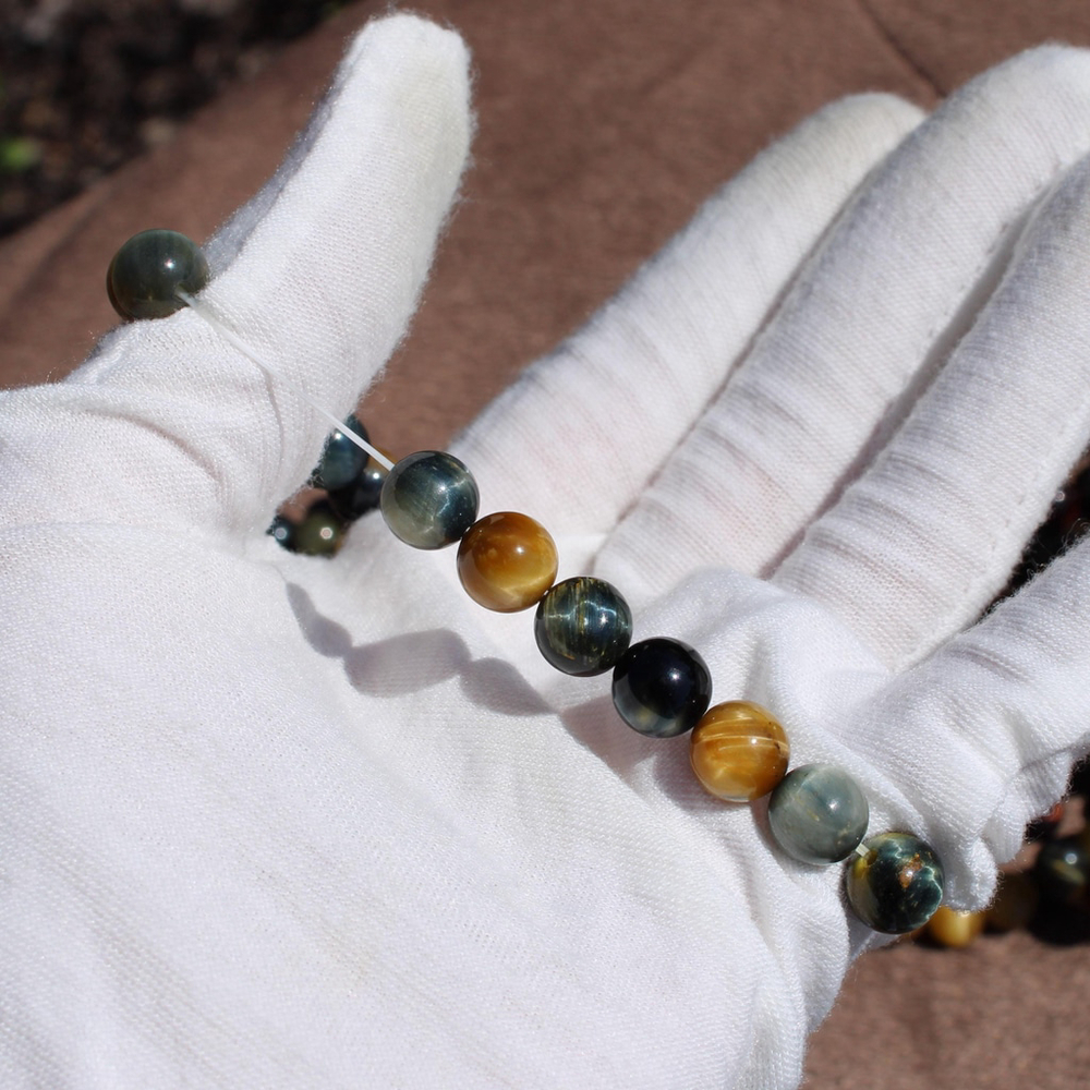 Tiger Eye Bracelet – Natural Crystal Stretch Bracelet – Handmade Gemstone Jewel - Picture 3 of 6